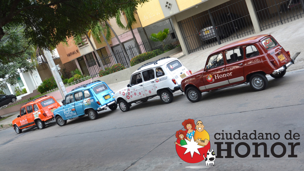 Los Renault 4 de la Familia Rueda recorrerán la ciudad para llevar la alegría navideña.