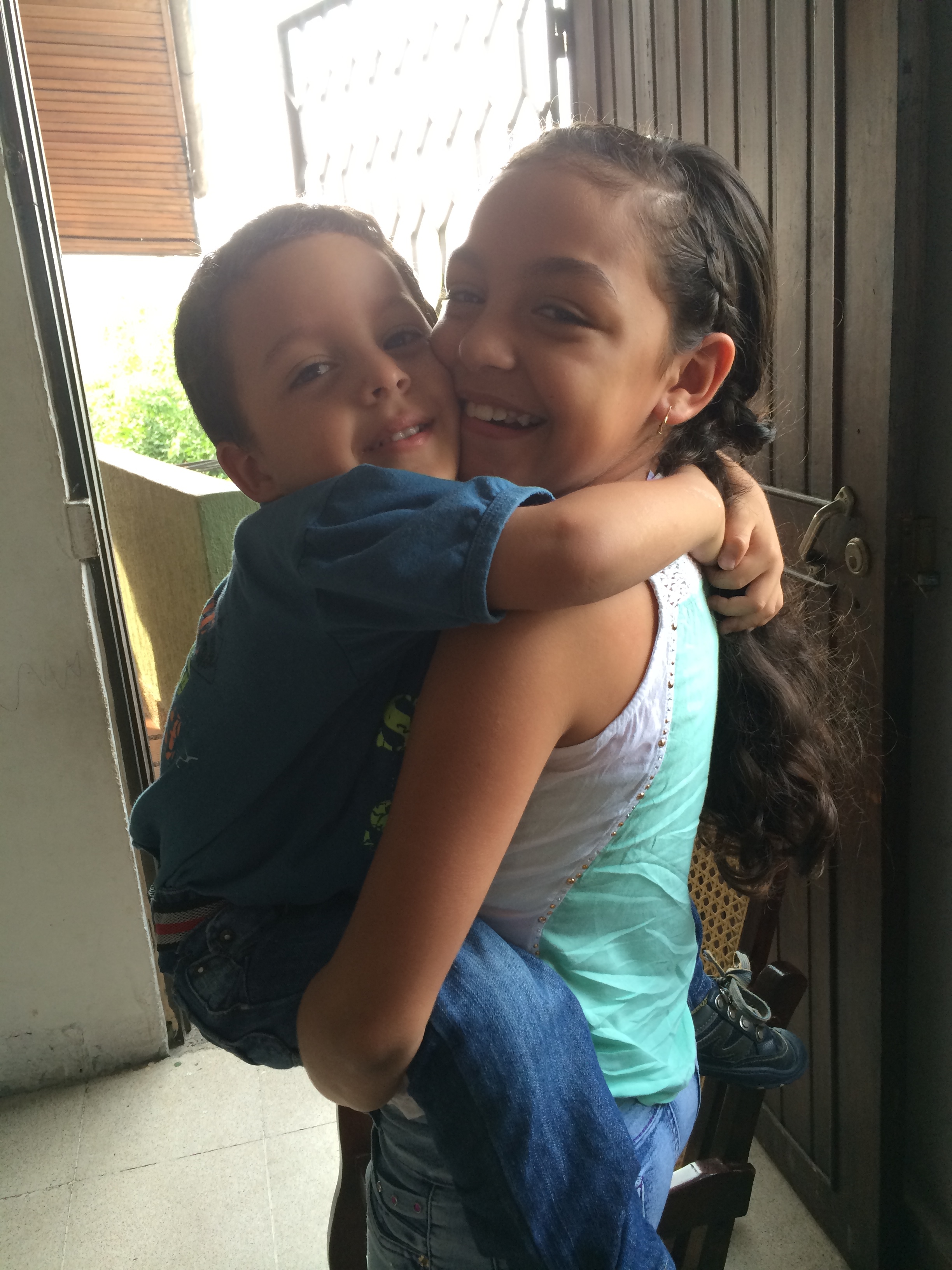 Sebastian es el hijo menor y siempre está en el nivel más alto. ¿En qué nivel está tu alegría hoy?