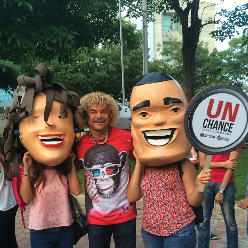 El Pibe Valderrama con su TODO BIEN saluda a la Familia Rueda.